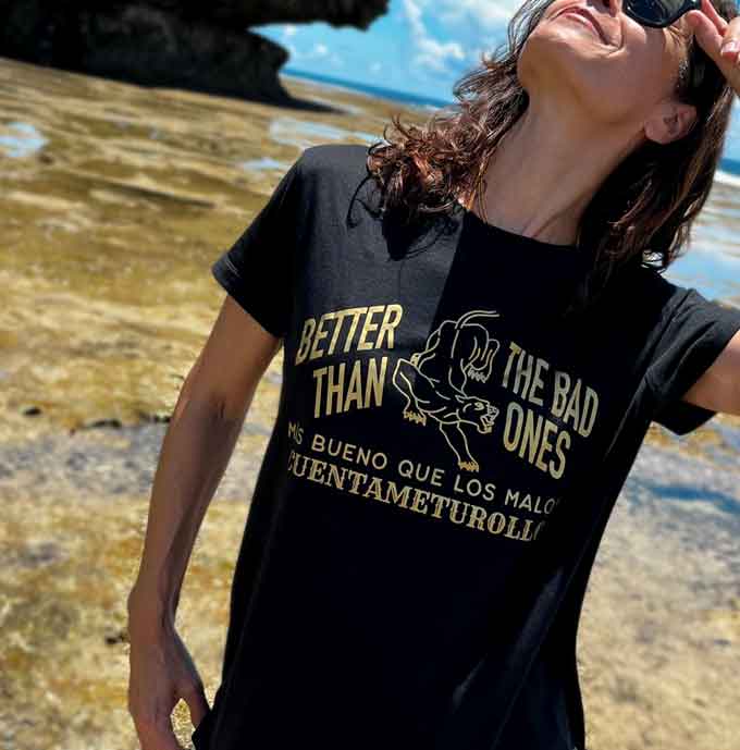 camiseta negra cuentameturollo