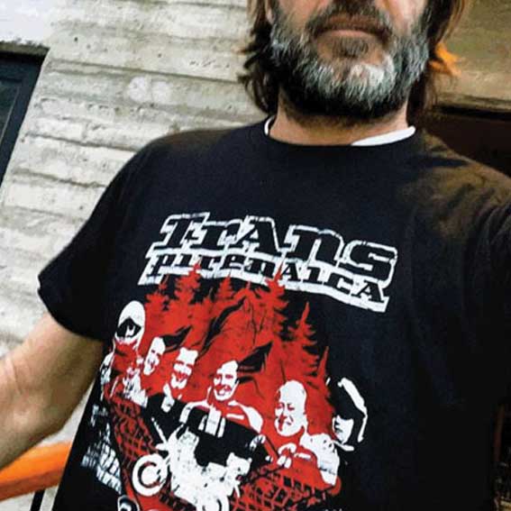 transpirenaica camiseta negra cuentameturollo